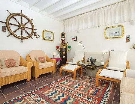 Oasis Palm Villa *